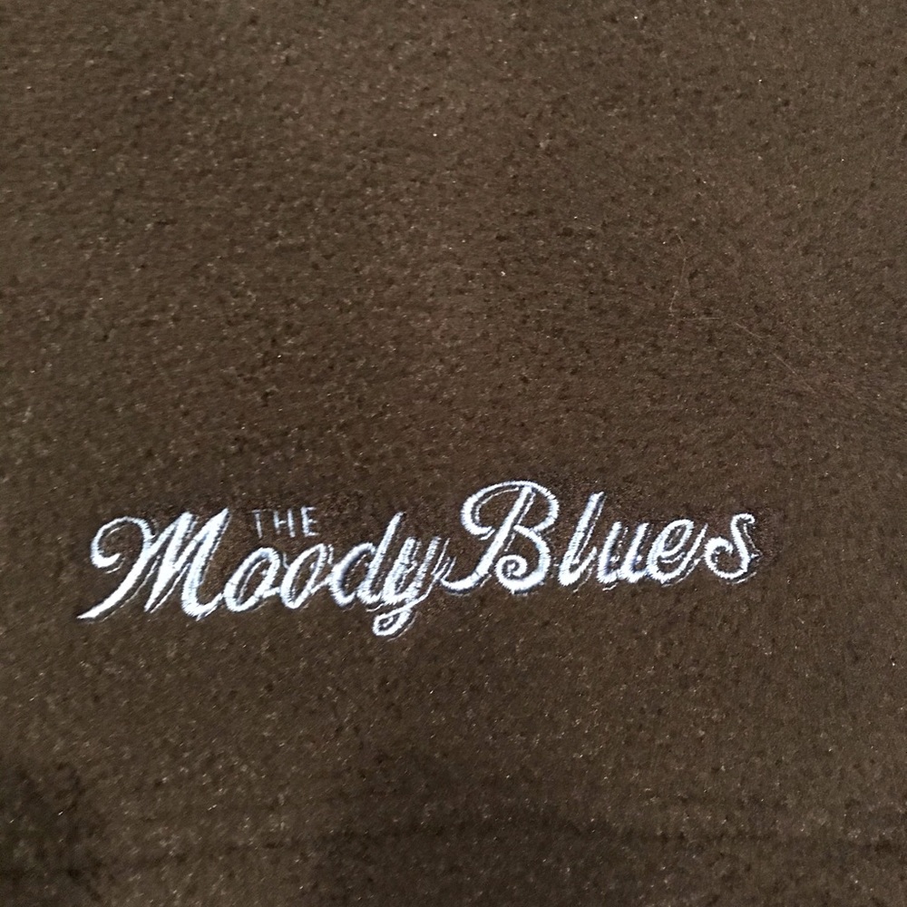 Moody Blues black throw. NWOT - Picture 3 of 3